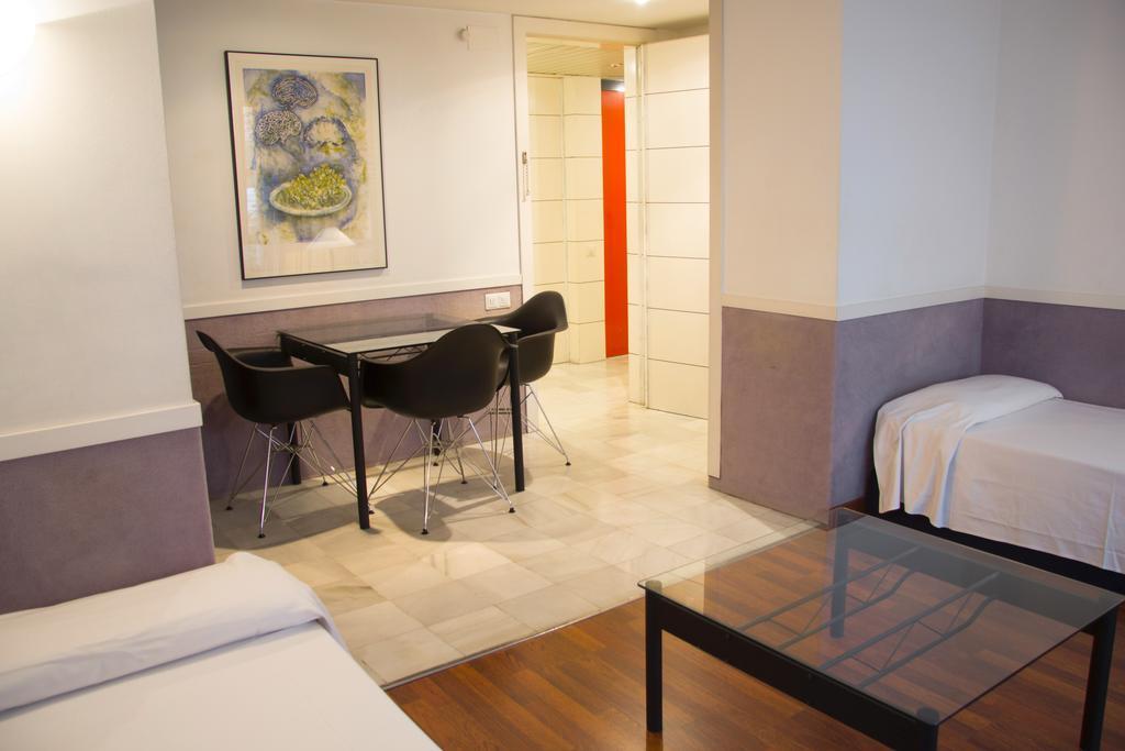 Apartamentos Descartes Barcelona Ngoại thất bức ảnh