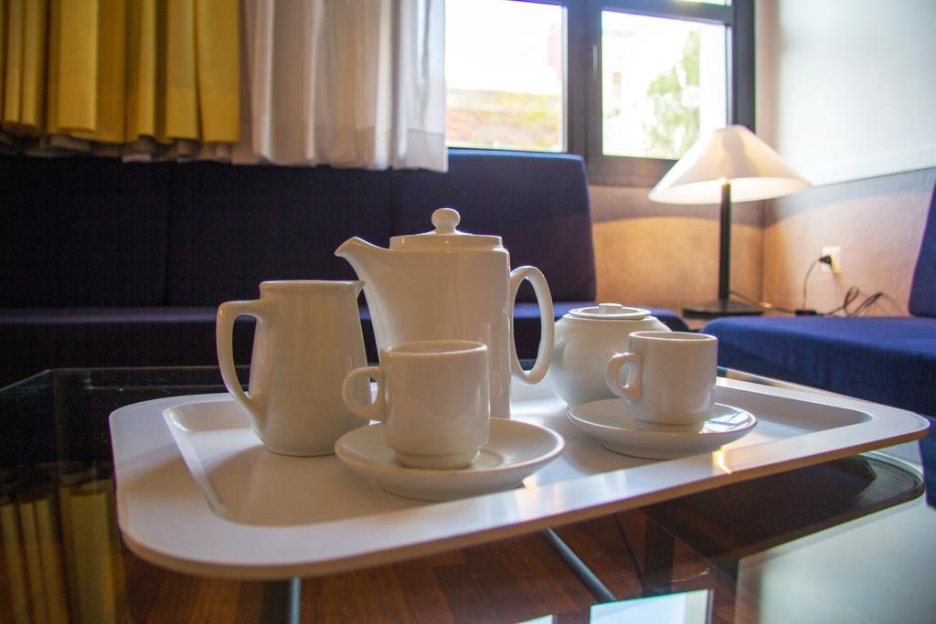 Apartamentos Descartes Barcelona Ngoại thất bức ảnh