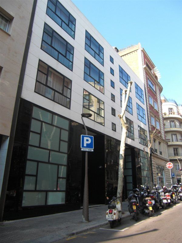 Apartamentos Descartes Barcelona Ngoại thất bức ảnh